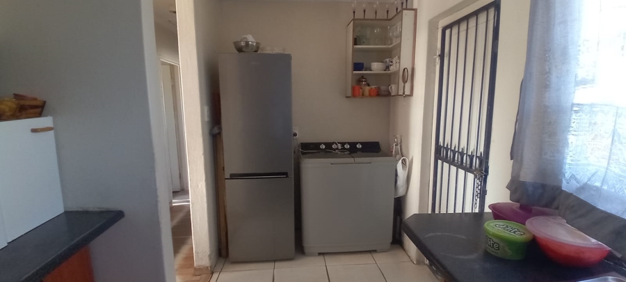 3 Bedroom Property for Sale in Park Village Western Cape